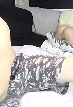 IxanSantiago95 online show from January 20, 11:45 am