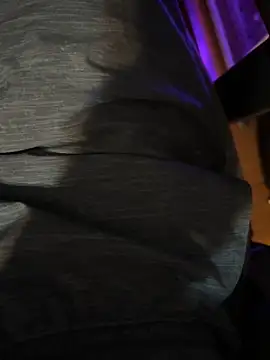 JohnnyBigShot online show from March 8, 12:42 am