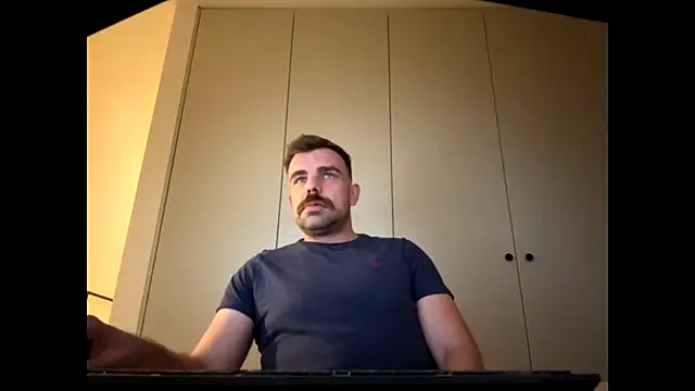 mrbigballs online show from October 25, 9:49 pm