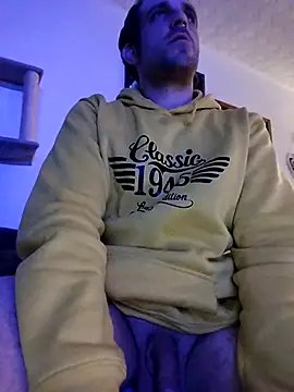 Codymc89 online show from February 16, 3:05 am