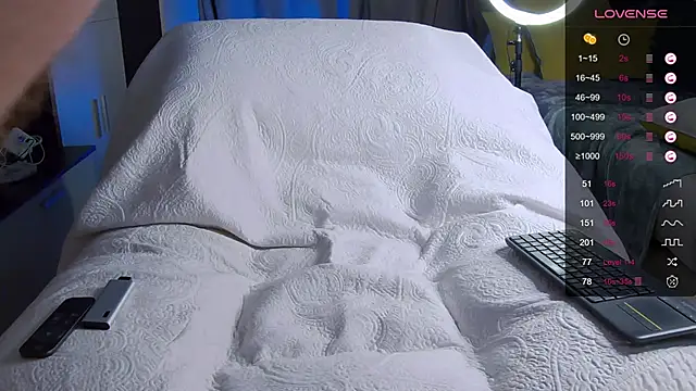 Chrisx X online show from February 26, 11:46 pm