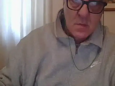 ANONIMO7735 online show from January 2, 9:43 am