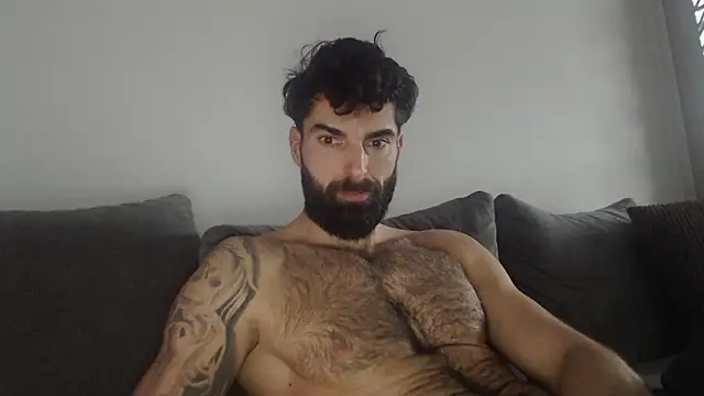 Verycutex online show from January 19, 1:46 pm