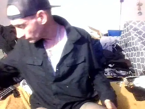 Snapshot of lickthecat chatting on September 30, 3:15 pm lickthecat online show from September 30, 3:15 pm