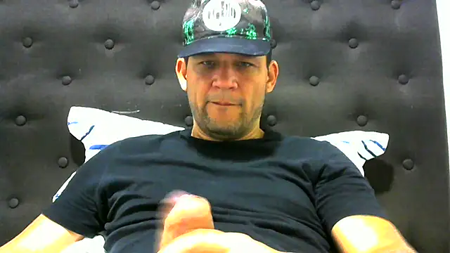 altenori112 online show from March 22, 9:42 pm