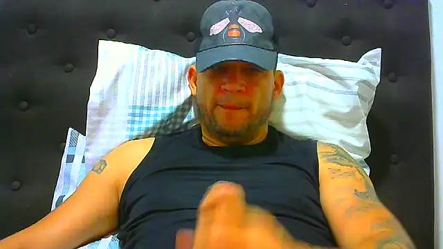 altenori112 online show from September 29, 2:24 pm