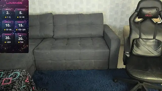 Snapshot of Bruce_Wayne9 chatting on January 16, 5:32 am Bruce Wayne9 online show from January 16, 5:32 am