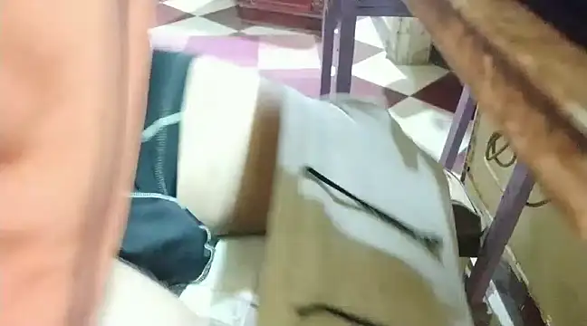 growing20yo online show from February 15, 9:49 pm