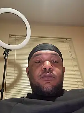 Oakcliffjacker online show from June 20, 4:39 am