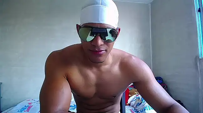 Snapshot of teddyfit19cm chatting on March 14, 12:07 pm teddyfit19cm online show from March 14, 12:07 pm