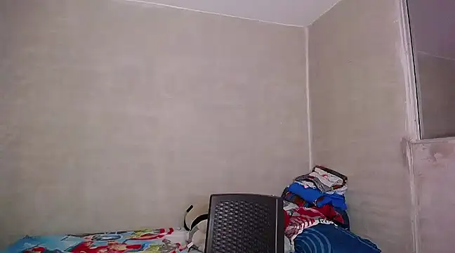 Snapshot of teddyfit19cm chatting on February 1, 12:40 am teddyfit19cm online show from February 1, 12:40 am