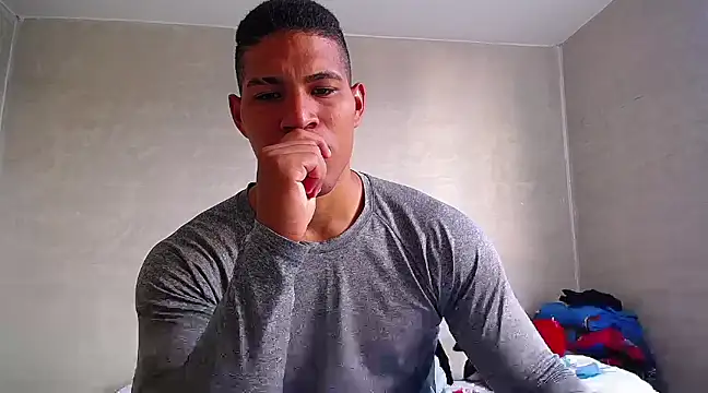 Snapshot of teddyfit19cm chatting on February 19, 12:11 pm teddyfit19cm online show from February 19, 12:11 pm