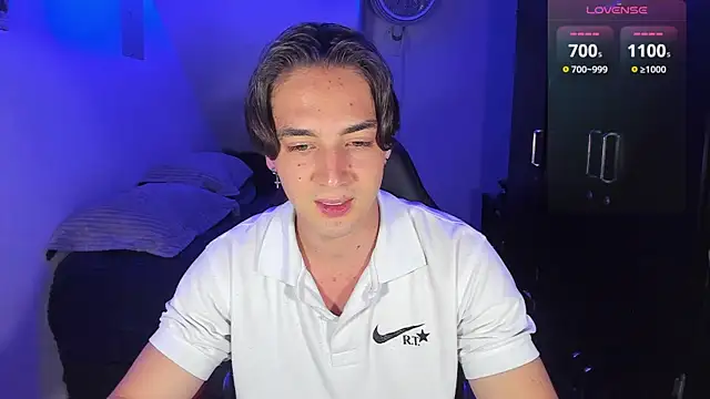 Alex smith00 online show from September 14, 2:02 am