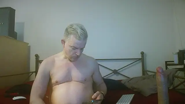 Dragonnycxh online show from May 8, 6:47 am