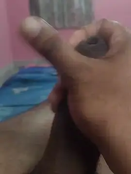 Snapshot of omar23121 chatting on December 30, 5:34 pm omar23121 online show from December 30, 5:34 pm
