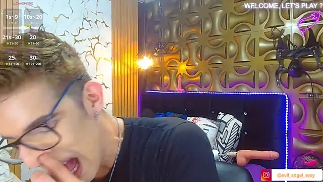 angel sexyevil online show from November 17, 12:41 pm