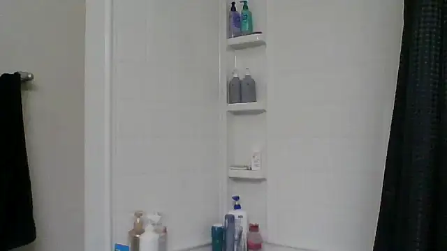 BornHungLow online show from November 8, 7:39 pm