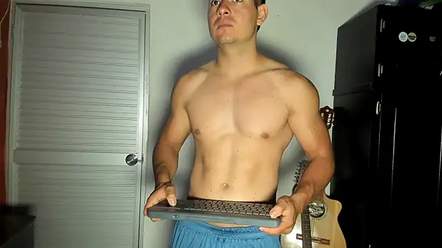 VincentSavage online show from May 25, 10:10 am