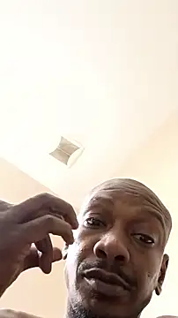 RinsingWood84 online show from January 9, 2:00 pm