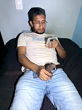 Darkdickhard online show from October 9, 4:17 am