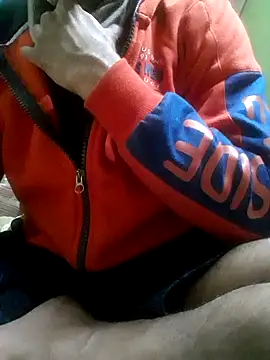 xxxsexy27 online show from February 9, 8:57 pm