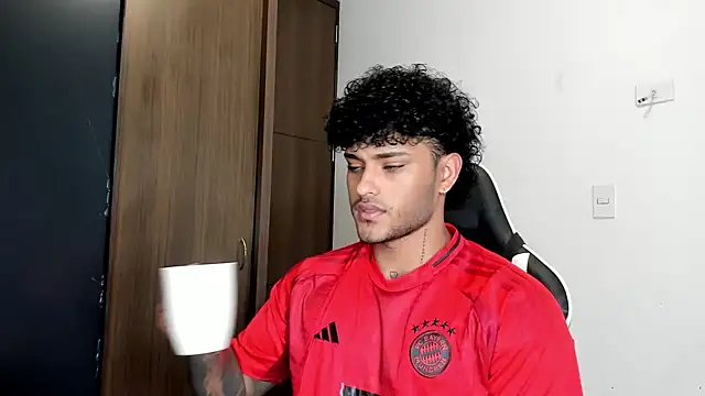 Alessandro Vanni online show from December 16, 1:22 pm