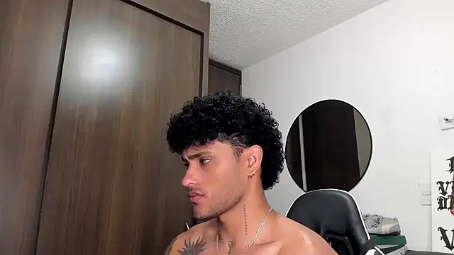 Alessandro Vanni online show from September 22, 1:27 am