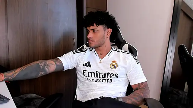 Alessandro Vanni online show from January 12, 4:08 pm