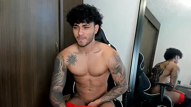 Alessandro Vanni online show from December 21, 1:42 pm