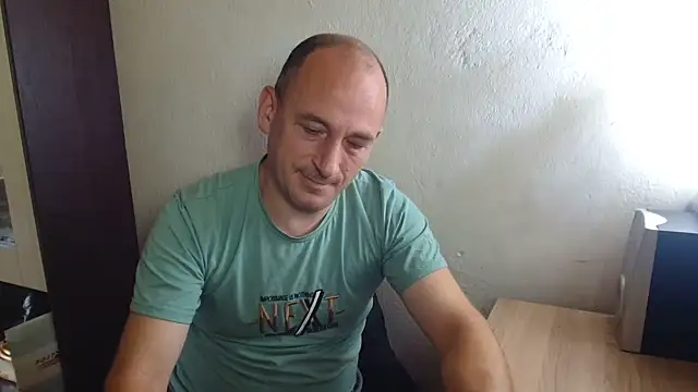 Snapshot of Johan___Barker chatting on October 7, 10:52 am Johan Barker online show from October 7, 10:52 am