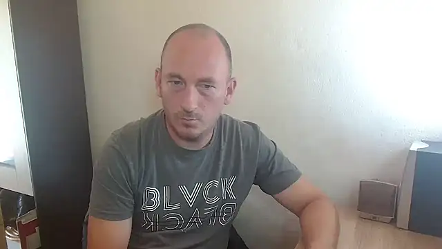 Snapshot of Johan___Barker chatting on September 21, 9:42 am Johan Barker online show from September 21, 9:42 am