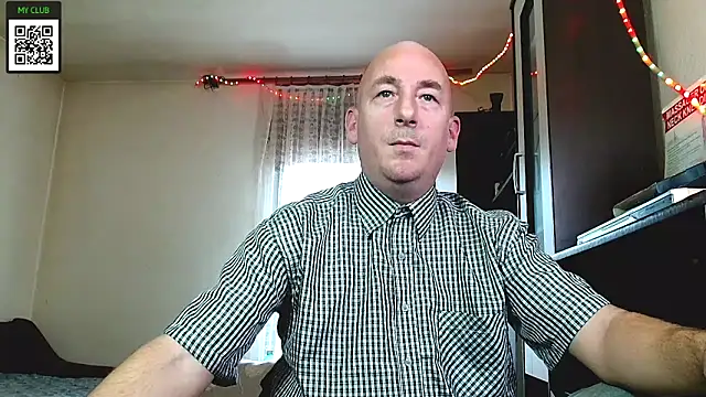 Snapshot of Johan___Barker chatting on December 28, 1:18 pm Johan Barker online show from December 28, 1:18 pm