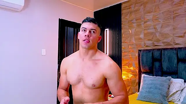 FelipeAndMarcello3 online show from June 3, 5:07 pm