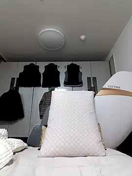 Ssk10N online show from December 18, 11:34 am