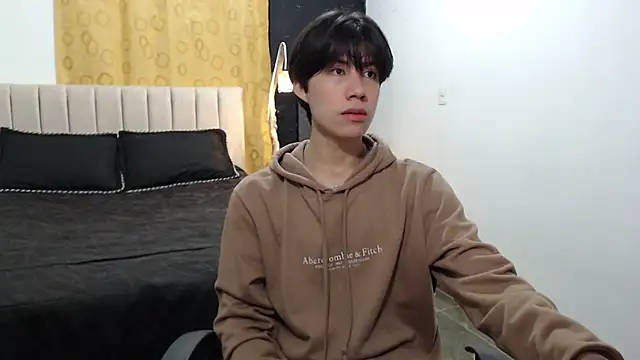 Elio-cam online show from February 17, 9:13 am