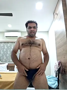 kaustubh45 online show from December 27, 5:16 pm