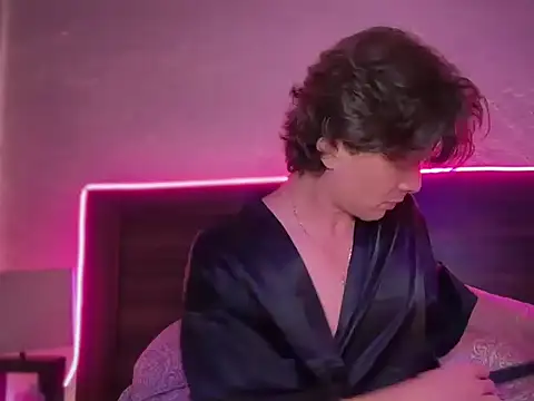 mcklister kinky feets online show from March 8, 2:04 am