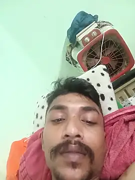 Snapshot of PrabV0319 chatting on September 30, 12:17 am PrabV0319 online show from September 30, 12:17 am