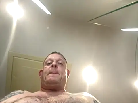 Snapshot of Dannyboy1430 chatting on October 24, 6:53 pm Dannyboy1430 online show from October 24, 6:53 pm