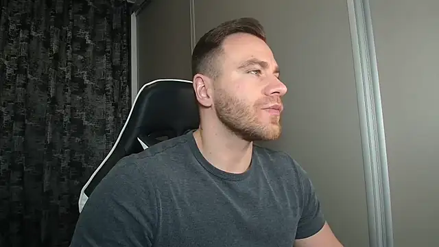 Thori92 online show from March 19, 7:28 pm