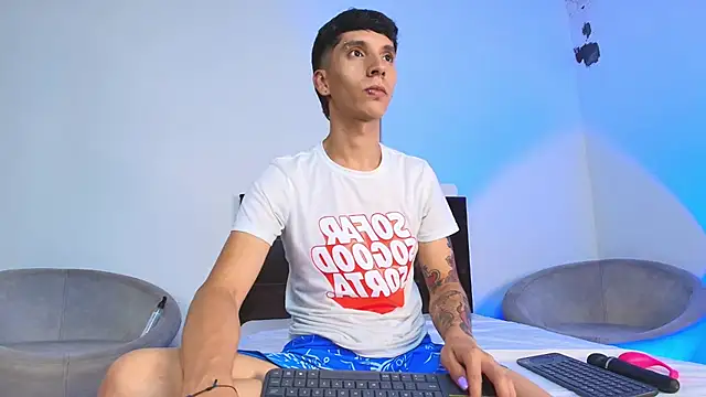 JacoboSwam online show from March 3, 6:56 am