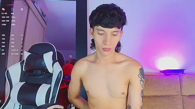 JacoboSwam online show from April 1, 1:41 pm