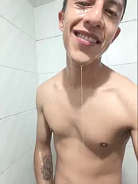 KevinCrz online show from October 23, 6:17 am