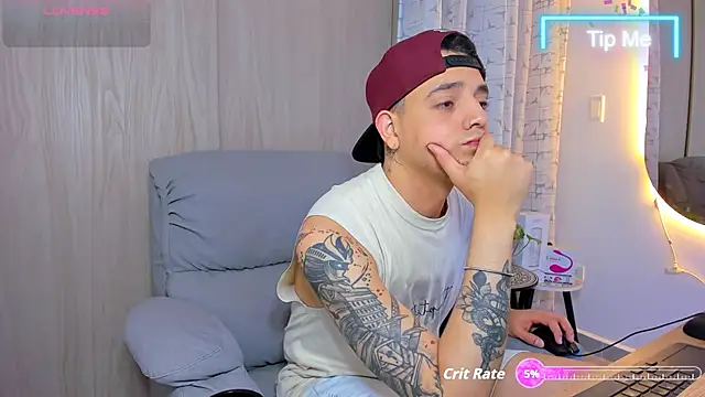 alejandro calderon1 online show from October 7, 6:17 am