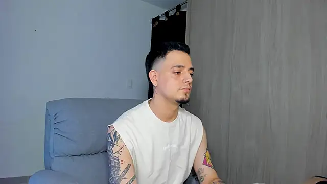 alejandro calderon1 online show from March 22, 4:45 am