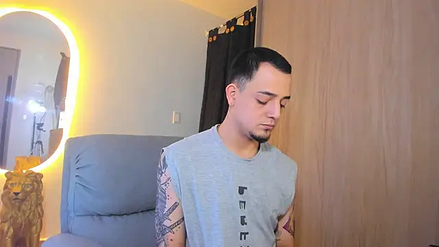 alejandro calderon1 online show from February 7, 6:03 am