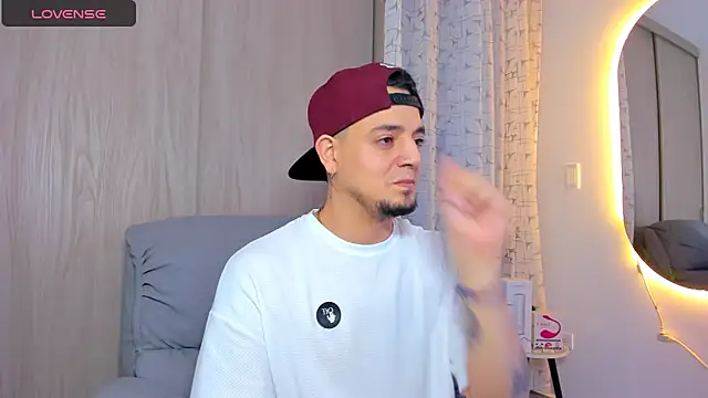 alejandro calderon1 online show from October 2, 4:38 am