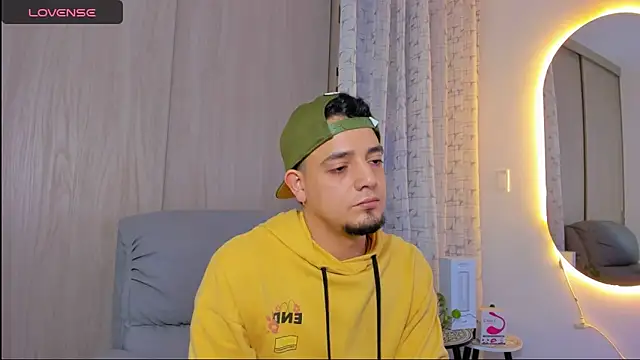 alejandro calderon1 online show from November 5, 6:26 am