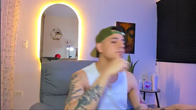 alejandro calderon1 online show from February 3, 3:26 am