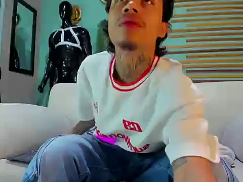 matew rodriguez8 online show from February 28, 5:50 am